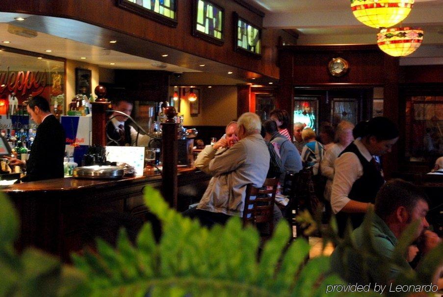 Corr'S Corner Hotel Newtownabbey Εστιατόριο φωτογραφία